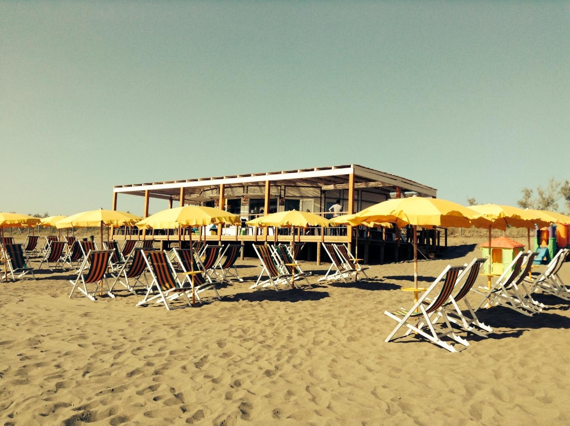 Camping Casa Di Caccia Marina Di Bibbona Exterior photo